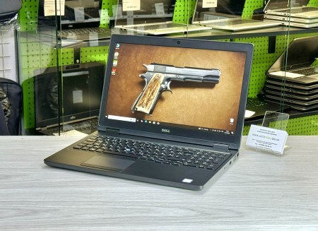 Dell Precision 3520 22